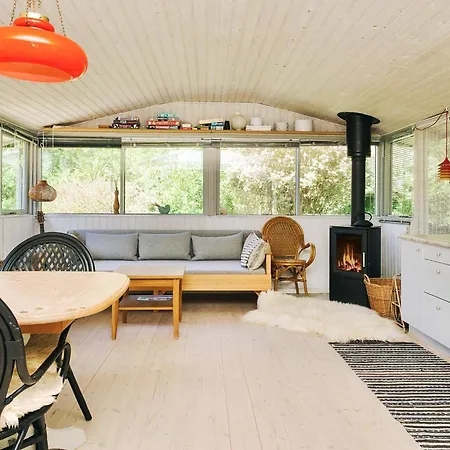 Feriehus Cozy Retreat In Ellinge Lyng